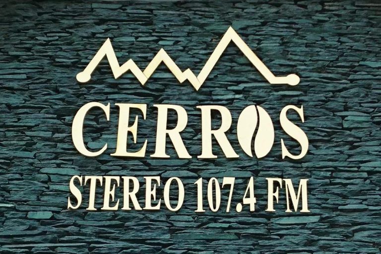Cerros Stereo - Estudios - Fredonia 3